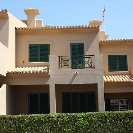 Villa V2 Aa ออยุส ดิ อากวา ภายนอก รูปภาพ