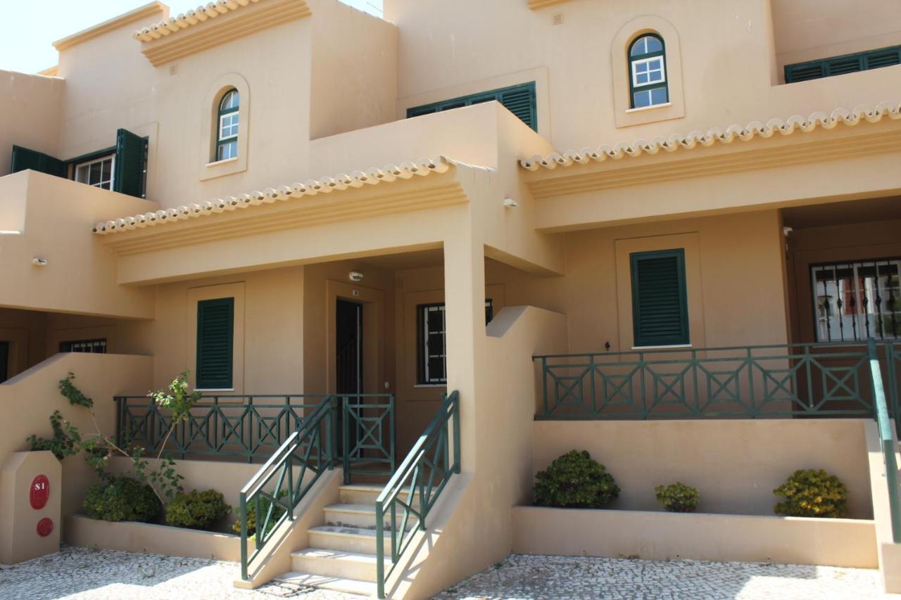 Villa V2 Aa ออยุส ดิ อากวา ภายนอก รูปภาพ